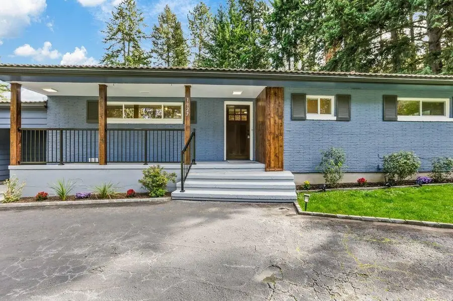 1927 S Mount Vernon Dr, Spokane, WA 99223 - #2