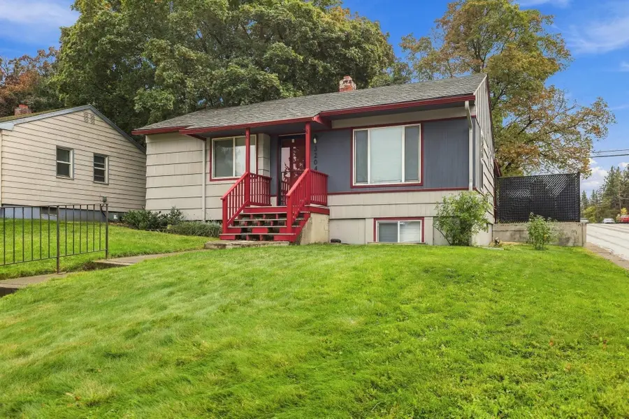 3204 E 20th Ave, Spokane, WA 99223 - #3
