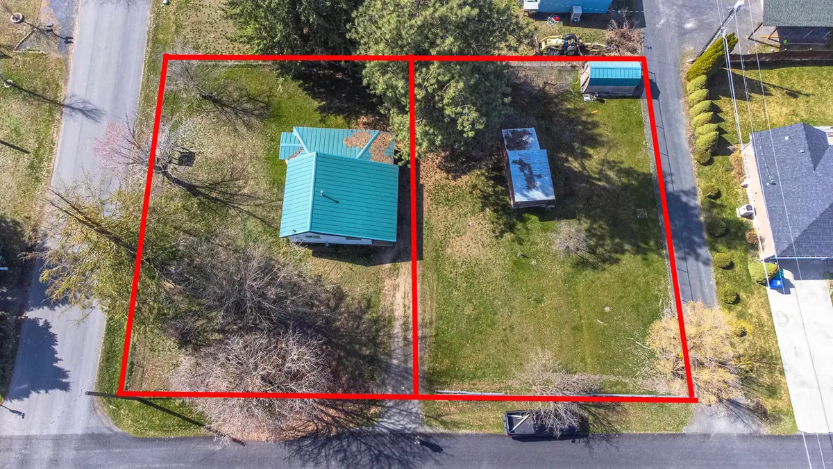 323 E D St, Deer Park, WA 99006 - #1