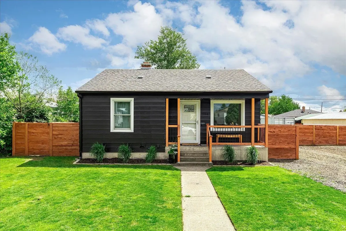 524 E Garland Ave, Spokane, WA 99207 - #1