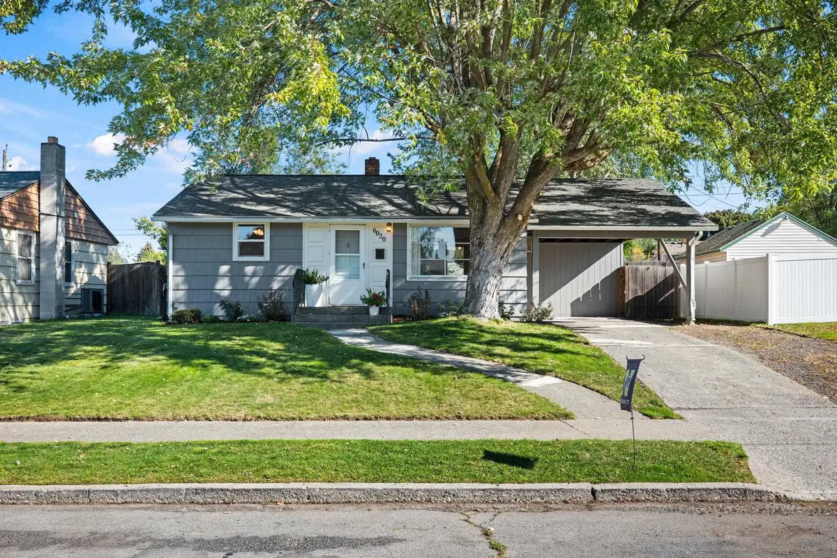 6020 N Douglas Dr, Spokane, WA 99205 - #1