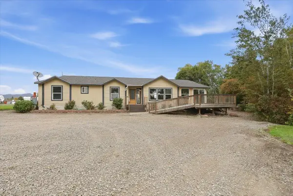 4018 N Ashton Rd, Otis Orchards, WA 99027