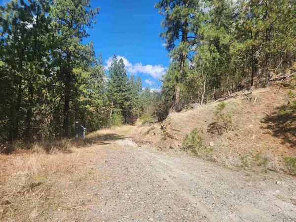 875 N Bella Lago Ln, Liberty Lake, WA 99019