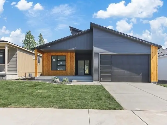 3335 S Morrill Ln, Spokane, WA 99223 - #1