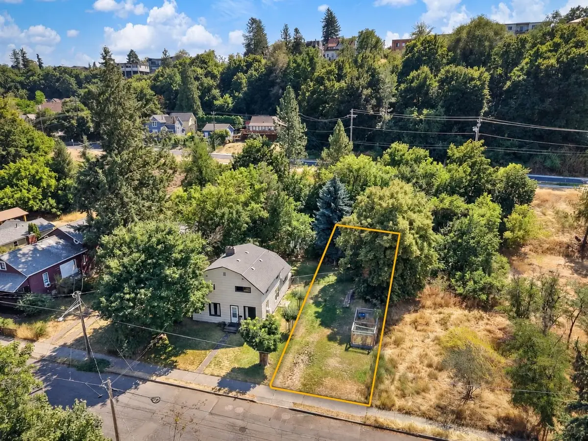 1725 W Main Ave, Spokane, WA 99201-1311 - #1
