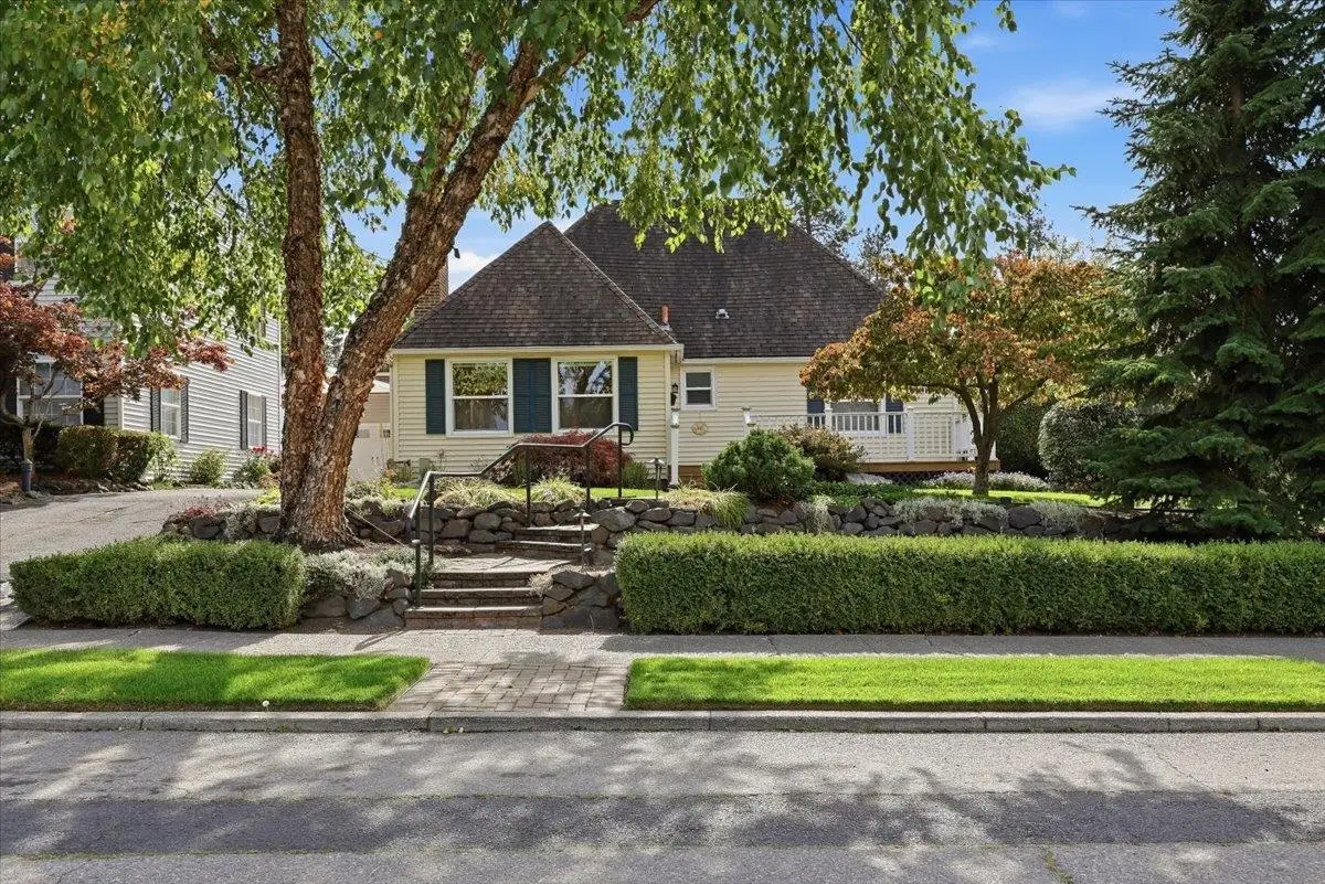 817 W 26th Ave, Spokane, WA 99203 - #1