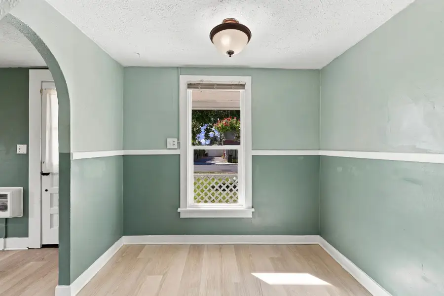 1226 W Alice Ave, Spokane, WA 99205 - #3