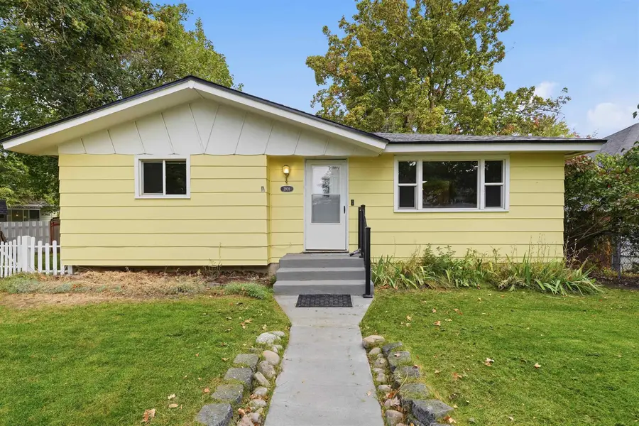 2926 W Sinto Ave, Spokane, WA 99201 - #2