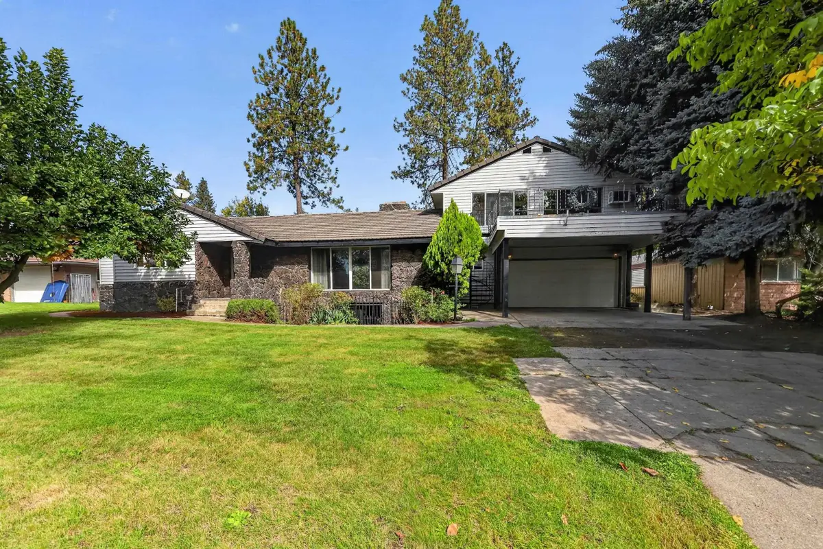 105 E High Dr, Spokane, WA 99203 - #1