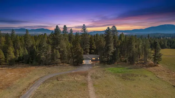 37106 N Muehle Rd, Elk, WA 99009