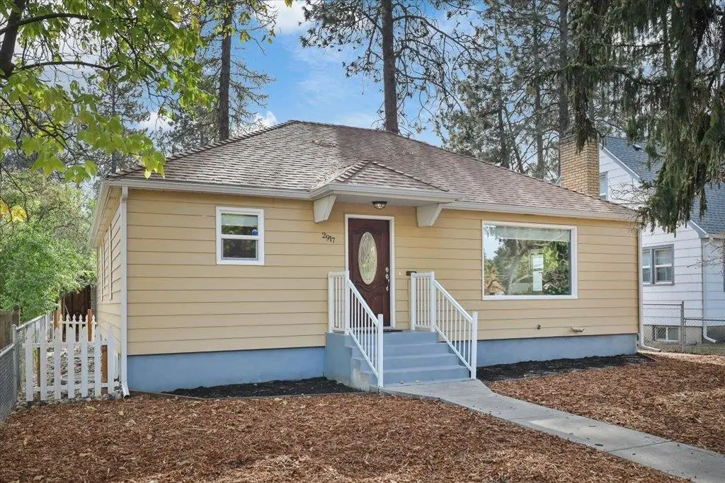 2917 W Garland Ave, Spokane, WA 99205 - #1