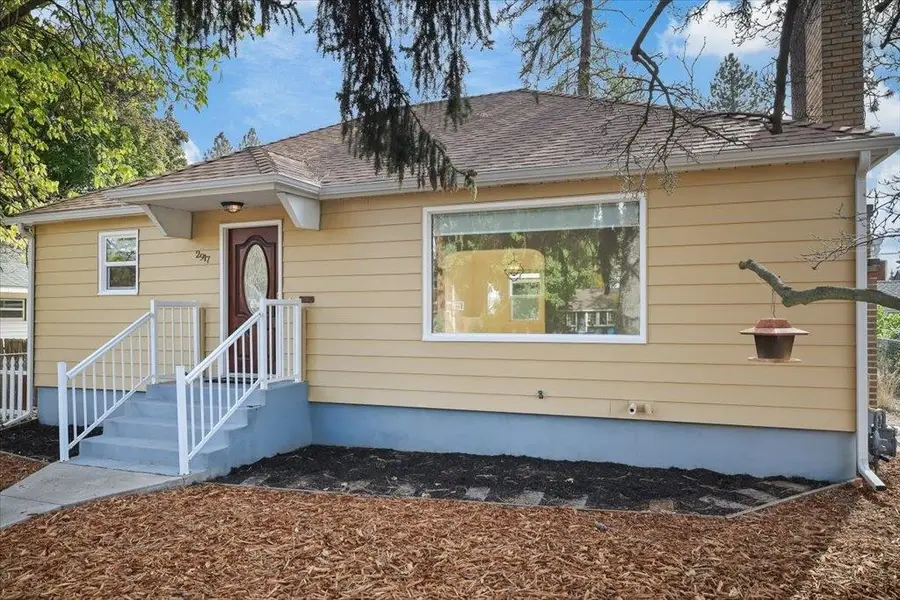 2917 W Garland Ave, Spokane, WA 99205 - #3