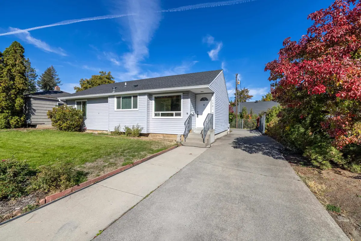 1321 E 33rd Ave, Spokane, WA 99203 - #1