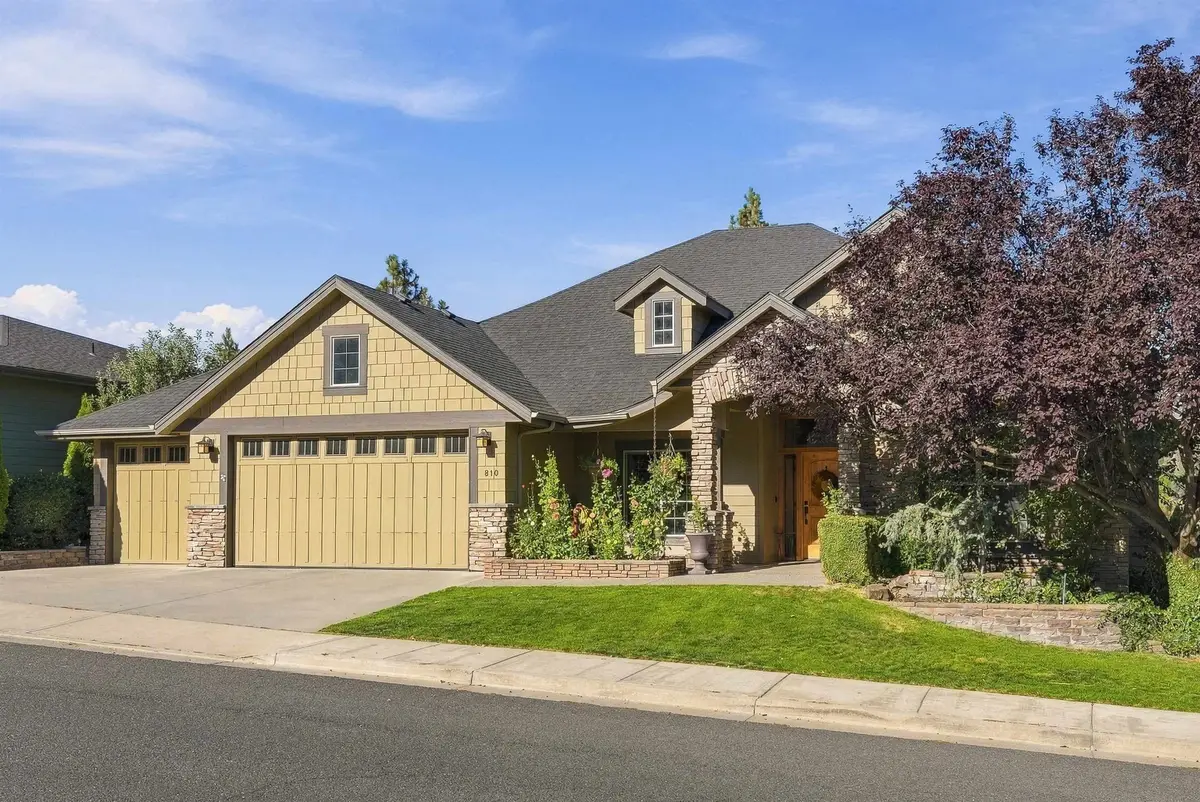 810 W Willapa Ave, Spokane, WA 99224 - #1