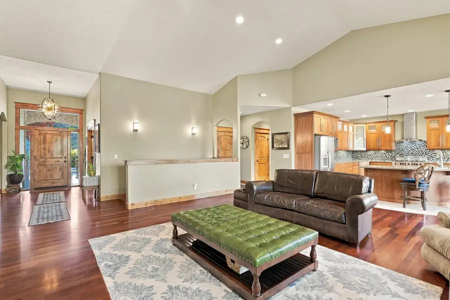 810 W Willapa Ave, Spokane, WA 99224 - #3
