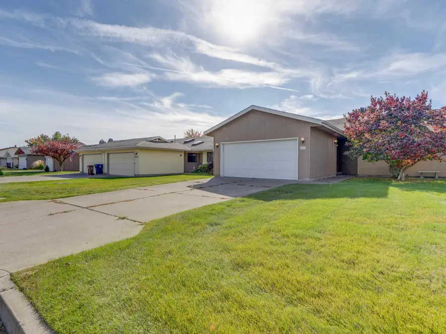 6911 N Hamilton St, Spokane, WA 99208 - #3