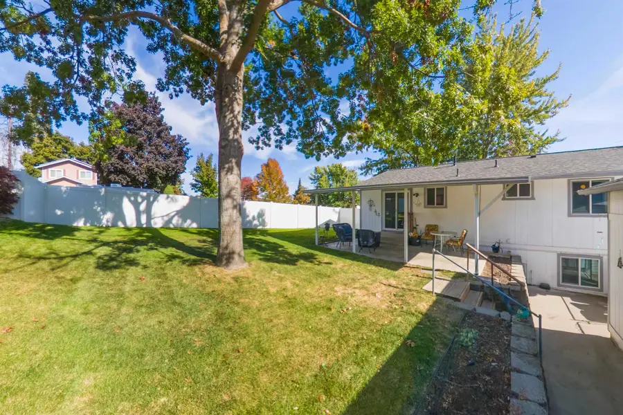 8319 N N Wilding Dr, Spokane, WA 99208 - #2