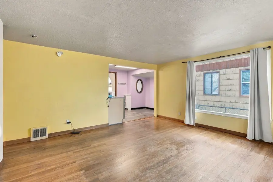 408 W Columbia Ave, Spokane, WA 99205 - #2