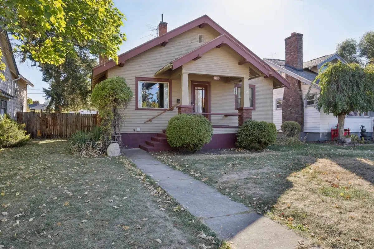 1117 W Carlisle Ave, Spokane, WA 99205 - #1