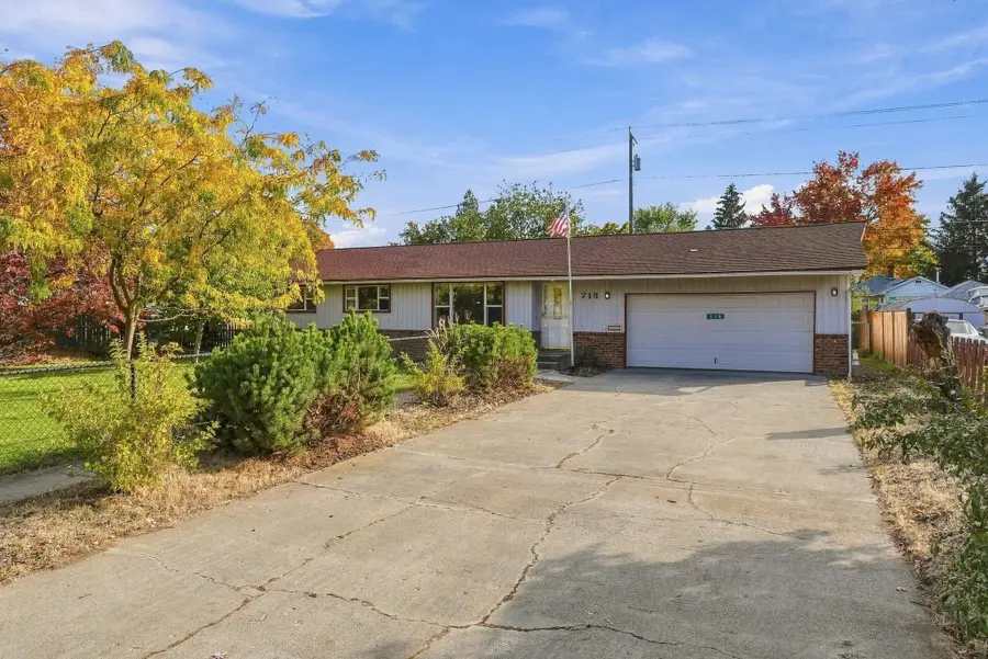 718 E Dalke Ave, Spokane, WA 99208 - #3
