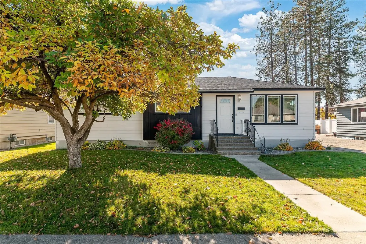 4309 W Rowan Ave, Spokane, WA 99205 - #1