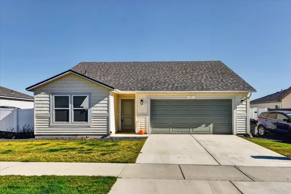 221 S Winesap Ave, Deer Park, WA 99006