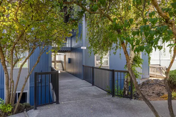 1823 W Northridge Ct #Unit 27, Spokane, WA 99208