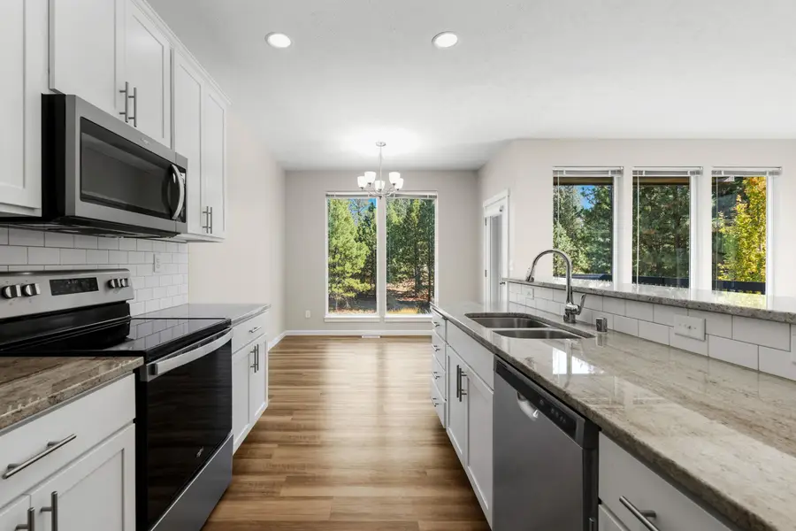 2905 S Custer Ln, Spokane, WA 99223 - #3