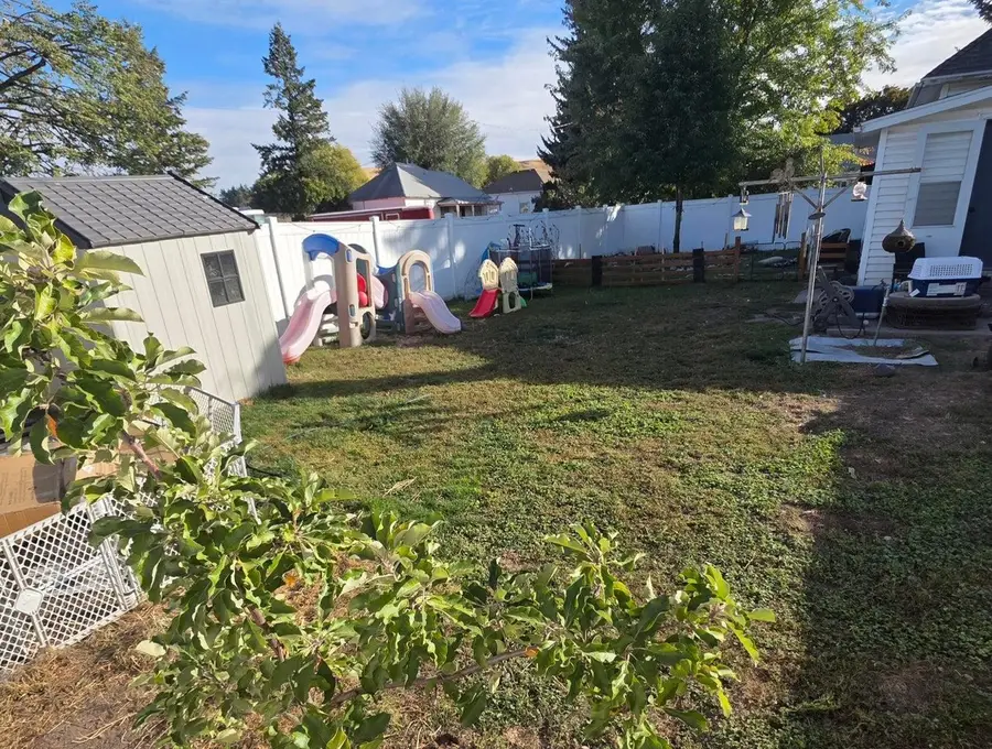 117 E State St, Saint John, WA 99171 - #3