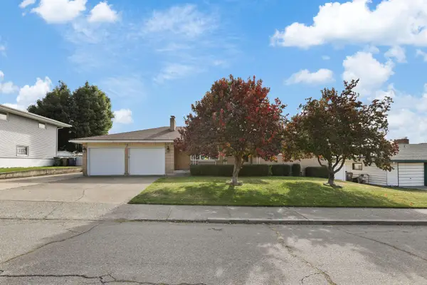 2221 W Longfellow Ave, Spokane, WA 99205