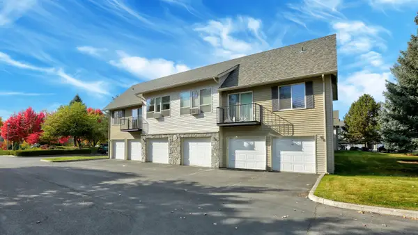 22855 E Country Vista Dr #Unit 497, Liberty Lake, WA 99019
