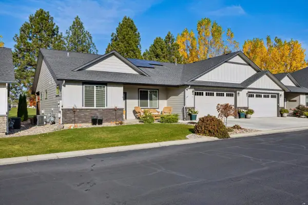 1109 N Country Club Dr #11, Deer Park, WA 99006