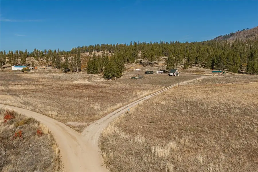 6171M Coyote Canyon Rd, Fruitland, WA 99129 - #2