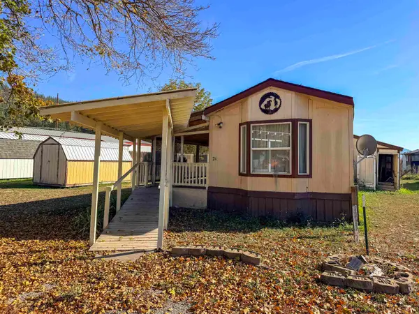 686 Old Arden Hwy, Colville, WA 99114