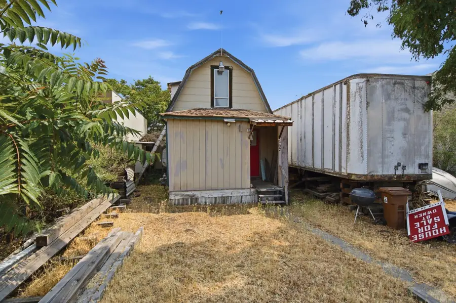 712 N Hogan St, Spokane, WA 99202 - #2