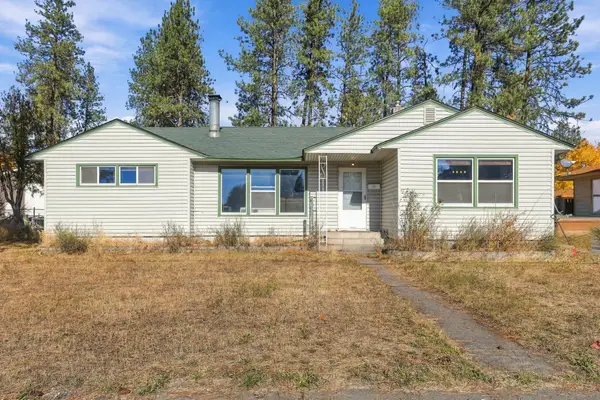 4214 W Queen Ave, Spokane, WA 99205