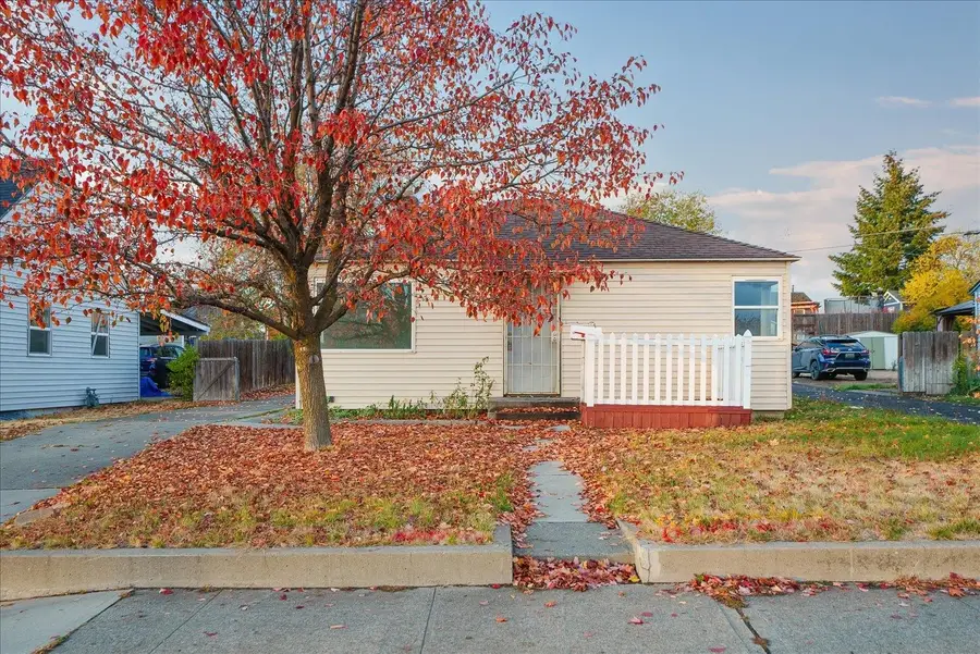 2504 W Wellesley Ave, Spokane, WA 99205 - #2