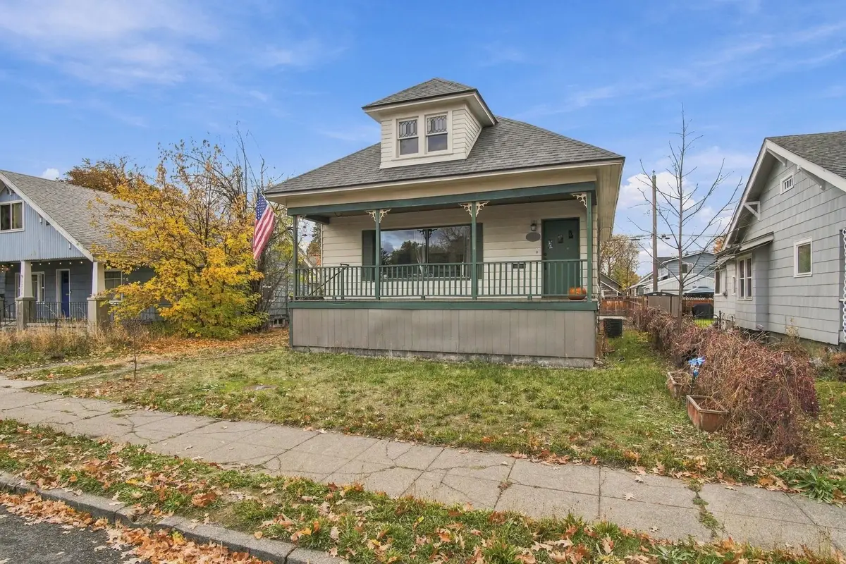 1217 W Chelan Ave, Spokane, WA 99205 - #1
