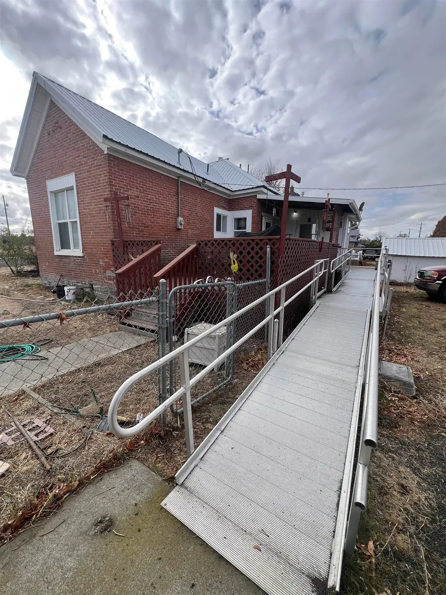 108 W 4th St, Sprague, WA 99032 - #3