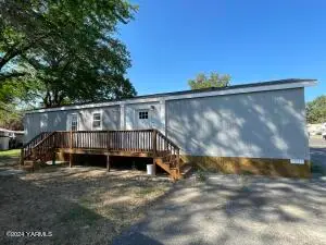 1060 N Wenas Rd #9, Selah, WA 98942 - #1