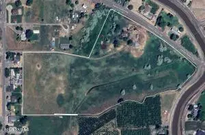 1111 Roza Dr, Zillah, WA 98953 - Image #1