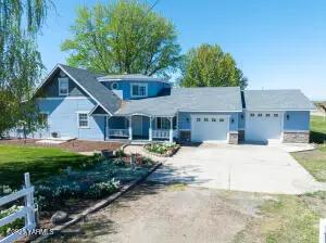 230 Krough Rd, Prosser, WA 99350