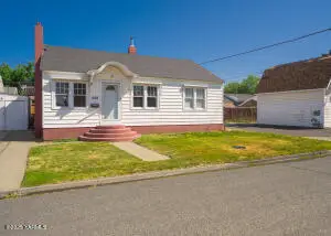 1309 W Spruce St, Yakima, WA 98902
