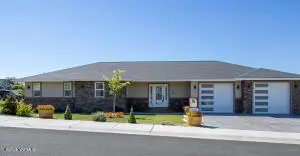 119 Vineyard View Ln, Yakima, WA 98901
