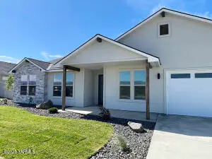 202 E Ian Ave, Ellensburg, WA 98926