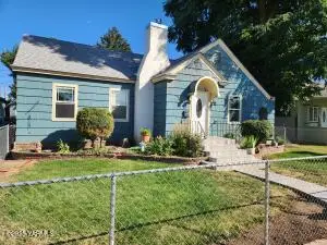 10 S Date St, Toppenish, WA 98948 - Image #1