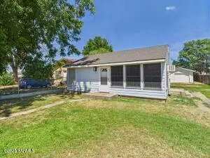 914 Madison Ave, Toppenish, WA 98948 - Image #2
