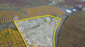 1460 Selah Heights Rd, Selah, WA 98942