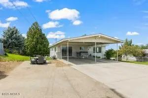 714 Columbia Ave #A, Sunnyside, WA 98944 - Image #2