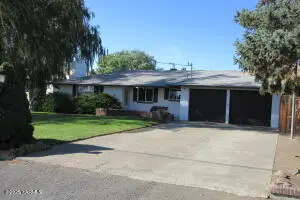 2703 Cascade Rd, Yakima, WA 98901 - Image #2